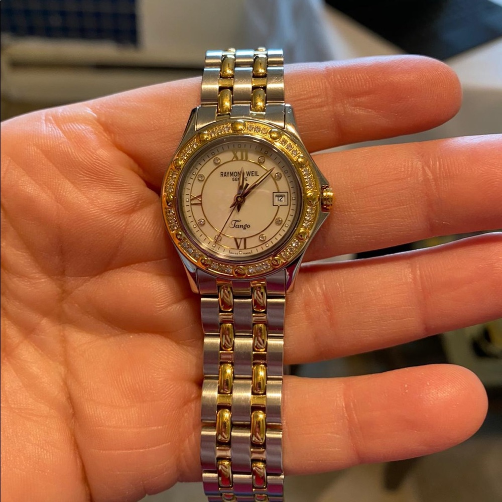 Beautiful watch . Amazing condition